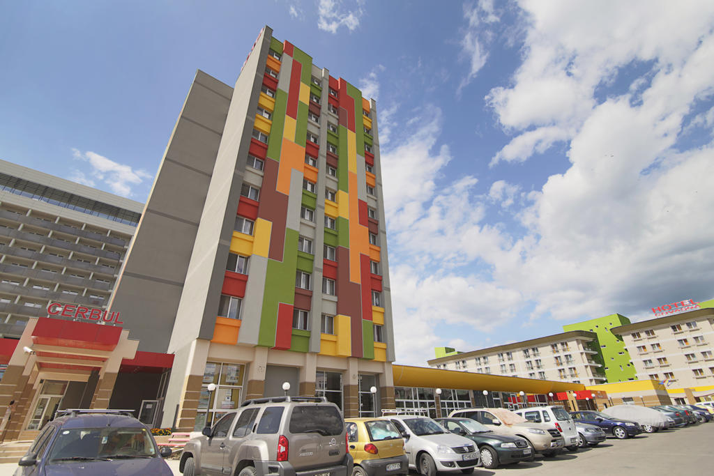 Hotel Cerbul Covasna Exterior foto