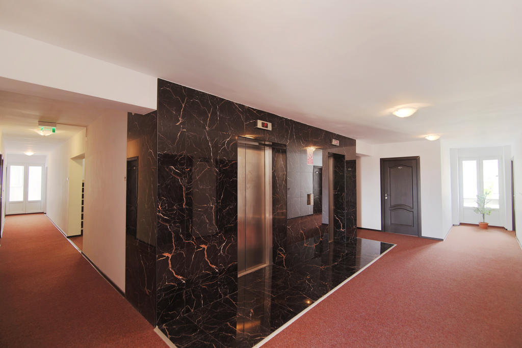Hotel Cerbul Covasna Exterior foto
